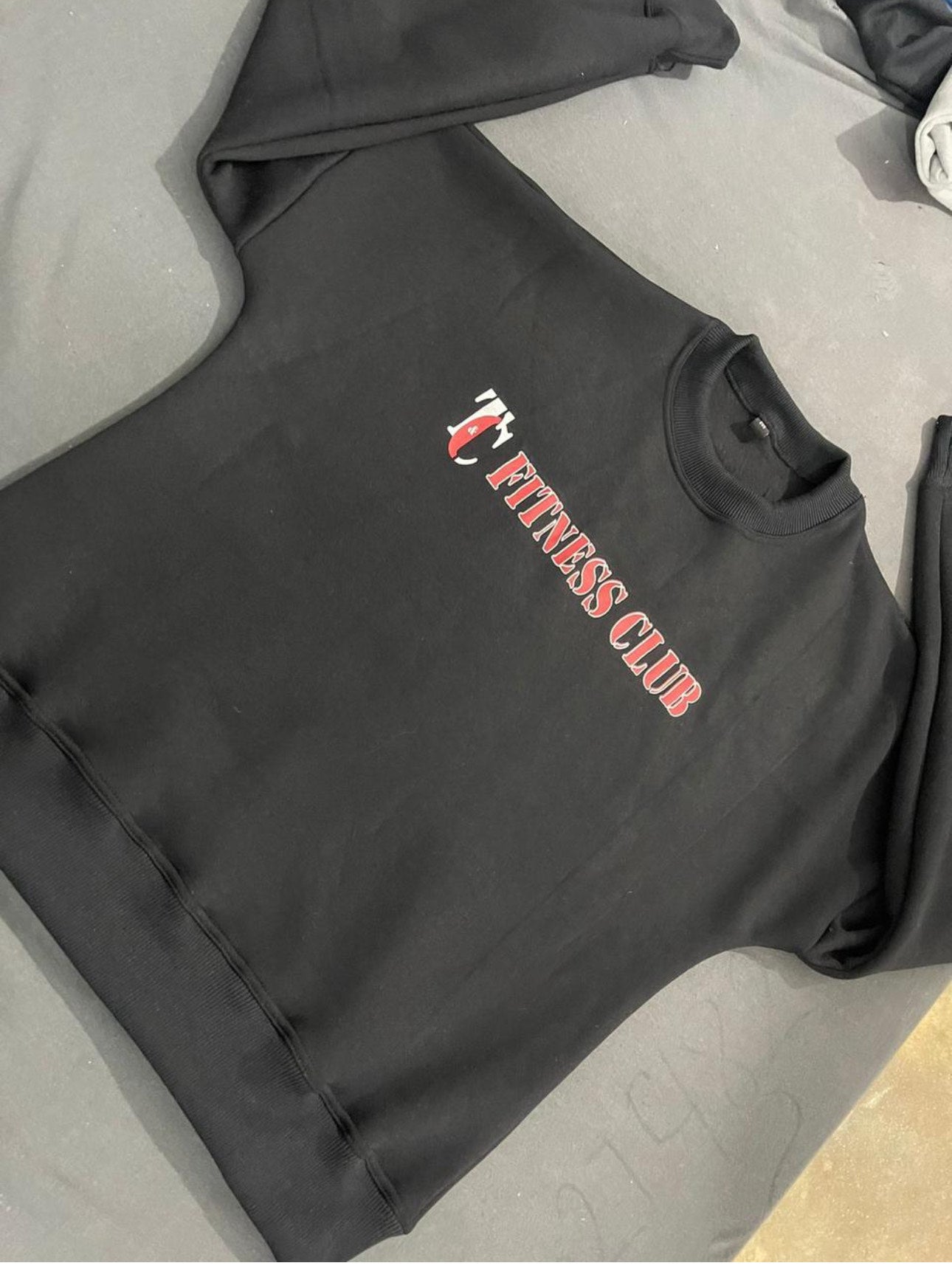 T&C SWEATER | BLACK
